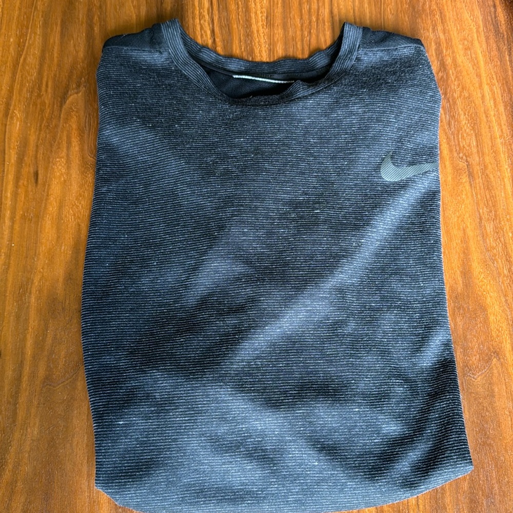 Men’s Nike Drifit Tee
